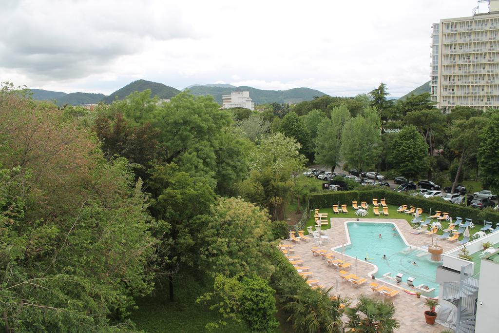 Terme Villa Pace Abano Terme Eksteriør billede